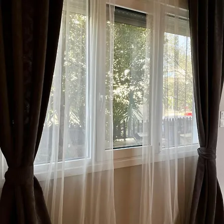 شقة Deedees House *