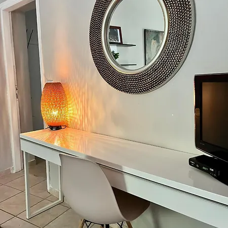 Apartment Deedees House